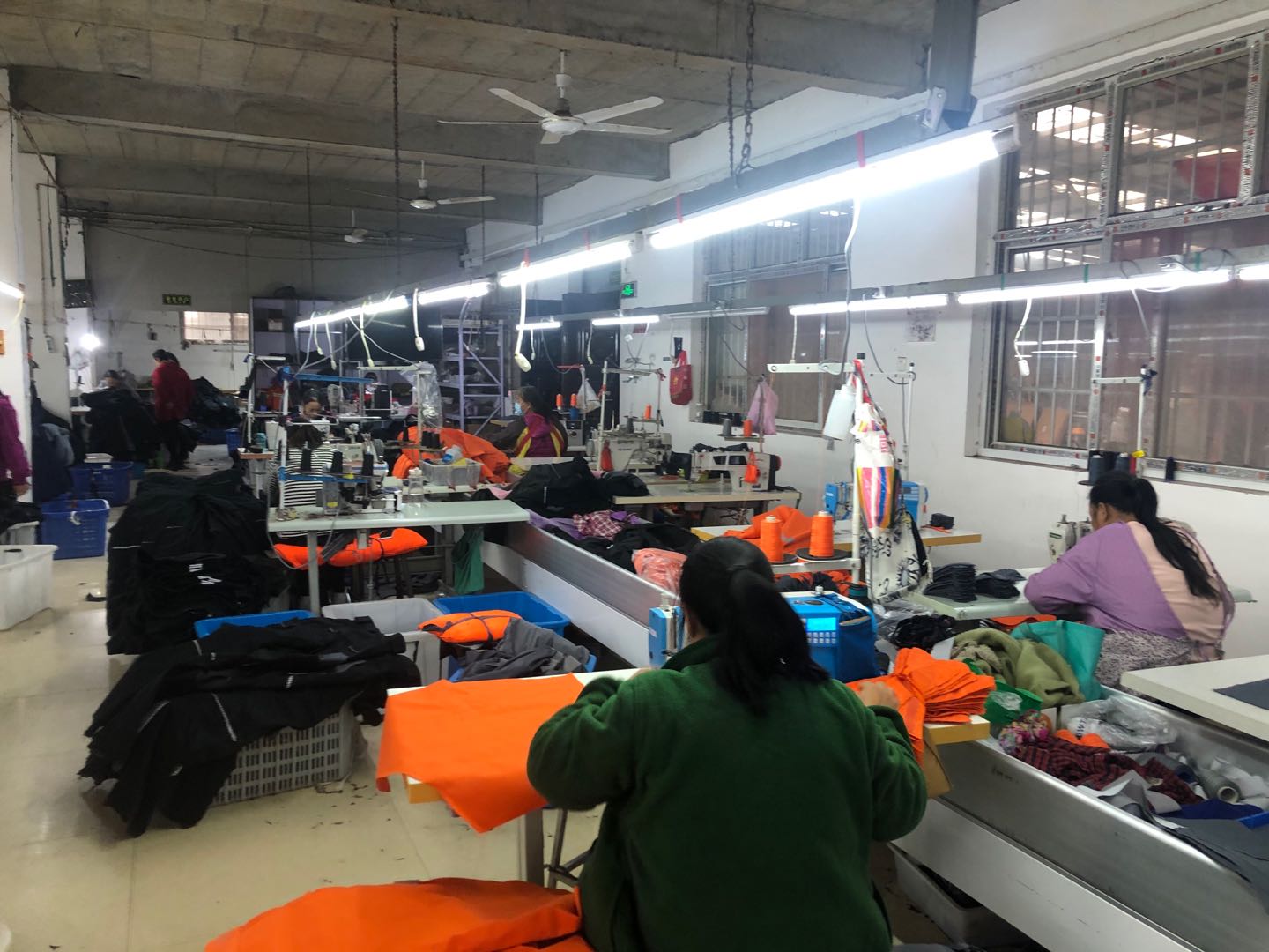 Henan Tianyu Garment Import And Export Co.,Ltd